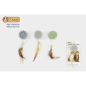 Palla giocattolo per gatti con piume 4.5x2.7 cm-giocattoli per animali domestici