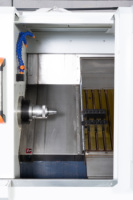 Torno CNC de Cama Inclinada Automático de Servicio Medio con Control Fanuc/GSK, 220V, Eje de 25mm, 12 Estaciones de Herramientas, Precio Competitivo