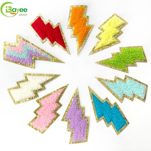 Patchs en tissu chenille personnalisés, lettres brodées style thermocollant, patch éclair brodé, écologiques pour chapeaux - Product Image 1