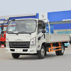 รถบรรทุก JMC 5T รุ่นใหม่ยอดนิยม พวงมาลัยซ้าย เครื่องยนต์ดีเซล 92 แรงม้า ประหยัดน้ำมัน พร้อมกล้องมองหลัง มาตรฐานยูโร 3  2 ที่นั่ง รถบรรทุกสินค้า - Product Image 2