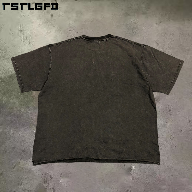 สีเทาเข้ม