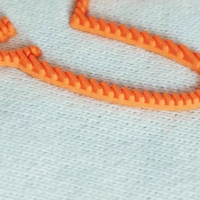 Autocollant d'étiquette en silicone 3d personnalisé transfert de chaleur vinyle bébé avec boucle anneau triangulaire transfert de chaleur en caoutchouc plat pour vêtement