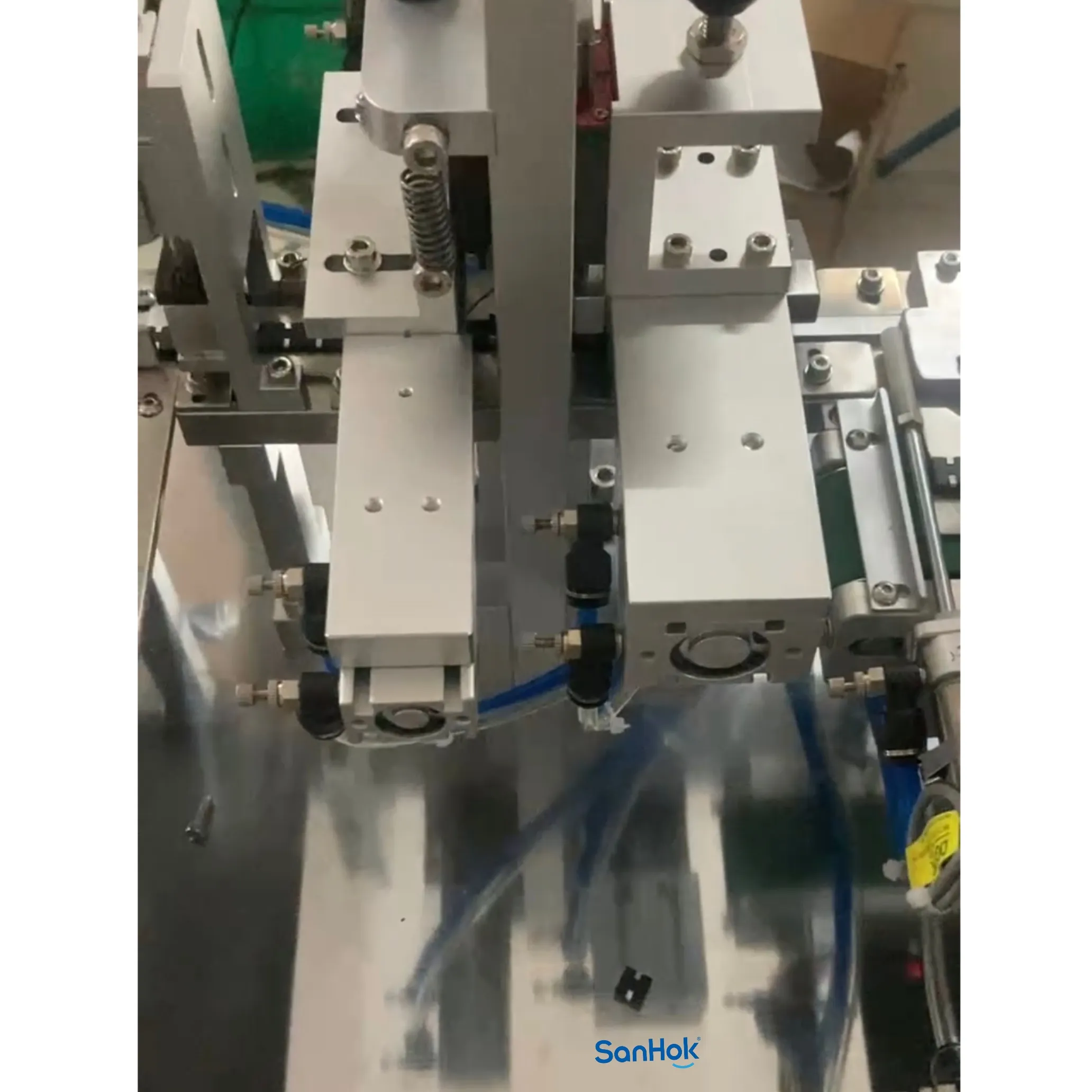 Le fabricant fournit une rectifieuse de noyau de transformateur de haute précision