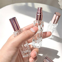 Flacon de parfum miniature 10 ml en verre rectangulaire, anti-fuite, avec pulvérisateur à vis, rechargeable, avec diffuseur – Meilleures ventes