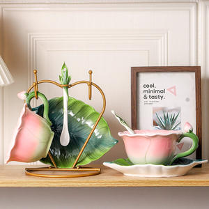 Tasse à café en céramique de porcelaine de luxe Offre Spéciale de 160ml 180ml 650ml tasse de Style arabe réutilisable de conception de Rose colorée pour le cadeau <span class=keywords><strong>des</strong></span> <span class=keywords><strong>amis</strong></span> - Product Image 1