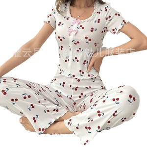 Ensemble pyjama deux pièces pour femme, décontracté et confortable, à manches courtes et pantalon, motif fleurs de cerisier, avec nœud, pour la maison - Product Image 5