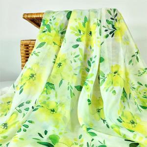 Siêu Mỏng Và Trọng Lượng Nhẹ <span class=keywords><strong>Polyester</strong></span> Màu Đỏ Trừu Tượng In Vải Chấp nhận Mô Hình Tùy Biến Vải Cho Dresses - Product Image 3