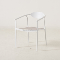 Nouveau design de mobilier de jardin Fauteuil-Patio Chaise empilable en métal pour la maison Café Salle à manger