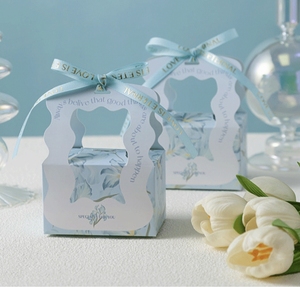 Ngày của Mẹ Ngày Valentine Món Quà Cưới Thiết Lập Thanh Lịch Hộp Giấy Hoa Hồng Nến Rượu Vang Cho Lễ Kỷ niệm Matt Cán Dập Nổi - Product Image 1