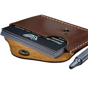 Porte-cartes en cuir miniature de qualité supérieure Atlas Network, monogramme, luxe exotique, personnalisé, sans fermeture, pour les professionnels occupés - Product Image 1