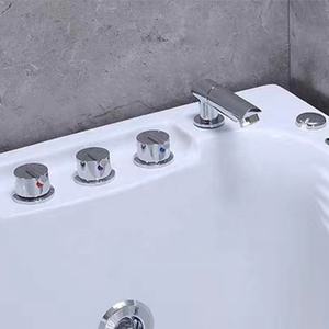 אחת אוויר מקלחת משולבת בריטניה חללים קטנים סטנדרטי גודל עיסוי אמבטיה עם מטוסים - Product Image 5