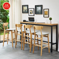 Chaise haute et tabouret de bar modernes en bois massif avec pieds en fer pour restaurant, café, cuisine domestique et usage commercial extérieur – Design tendance