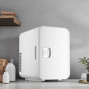 Enfriador <span class=keywords><strong>Mini</strong></span> Refrigerador 12V Congelador Eléctrico Ventas calientes 4L 10 Grados <span class=keywords><strong>Mini</strong></span> Cosmético Portátil Skincaremakeup - Product Image 1