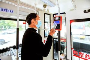 Decard P18-L2C EMV xe buýt <span class=keywords><strong>validator</strong></span> cho thẻ thông minh thanh toán 3 gam 4 gam GPS <span class=keywords><strong>QR</strong></span> mã NFC thanh toán Di động Linux - Product Image 3