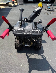 Équipement de déneigement électrique BiltXP de couleur orge avec une largeur de 30 pouces légèrement utilisé - Product Image 4