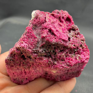 Venta al por mayor de piedras de rubí crudas naturales de alta calidad, tendencia de moda ideal para decoración del hogar única y regalos navideños. - Product Image 2