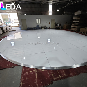 Piso de baile portátil modular entrelazado LEDA, redondo, blanco, para bodas, fiestas, banquetes y eventos. - Product Image 6