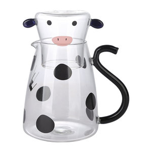 Niedliche Kuhform Glas Milch Tee Krug Kessel Milch krug 550ml Glaska raffe Krug mit Glas becher Nacht wasser <span class=keywords><strong>karaffe</strong></span> - Product Image 1