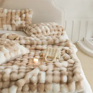 Yumuşak kore polar kış süslemeleri için kalın kürk battaniye atmak lüks Polyester yatak toptan