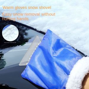 Gants chauds en peluche pour l'hiver avec grattoir à glace, outil de dégivrage et poignée de sac, pelle à neige - Product Image 4