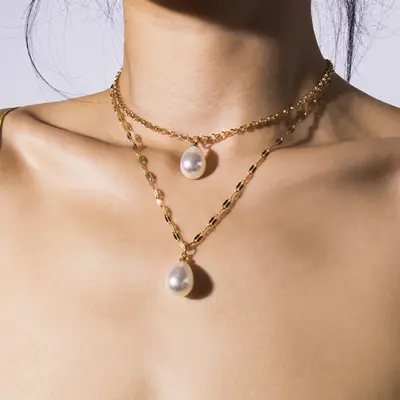 Luxury Design Gold Chain Imitations Pearls Necklace 2 Layered Baroque Pearls Pendant Necklaces