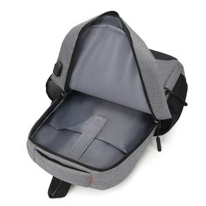 Mochila para Portátil Impermeable de 15 Pulgadas con Diseño Moderno para Hombre, Mochila de Viaje Multifuncional con Franja Reflectante y Puerto USB - Product Image 3