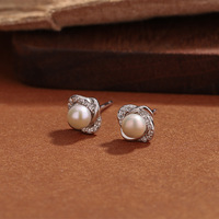 Elegante S925 Silber Perlen-Ohrstecker 925 Sterling Silber Zirkon Blumen-Ohrringe