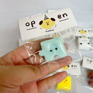 CHENXI Nuevo Diseño Llaveros Colgantes de Rompecabezas Juguetes de Descompresión Pinch Taba Juguetes Sensoriales Lindos para Apretar - Product Image 3