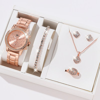 Ensemble de bijoux pour femme : Montre de sport dorée, montre en alliage à lunette en cristal, bracelet, pendentif, boucles d'oreilles et bague – Coffret cadeau pour femme