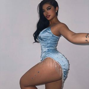Dropshipping Club Outfits for Women Sexy Winter <span class=keywords><strong>2022</strong></span> Fashion Satin Nail-Beaded Halter Fringe V-Neck Slit Chain Dress - Product Image 3