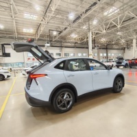 JMEV EWIND LHD SUV spacieux tout-en-un avec une autonomie de 520 km et une puissance de 165 kW pour les voyages en famille et les utilisations utilitaires, voiture électrique chinoise