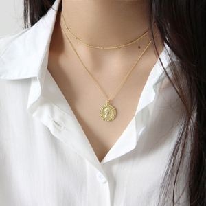 Ensemble collier et bague vintage plaqué or avec portrait d'Elizabeth, bijoux pour tous les jours, style unisexe - Product Image 3