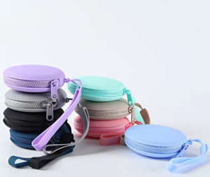 <span class=keywords><strong>Portamonete</strong></span> in Silicone Alimentare Stampato a Iniezione Resistente alle Cadute, Custodia Portatile per Auricolari con Logo e Stampo Personalizzati - Product Image 3