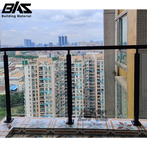 Resistente alla ruggine pannello di vetro in lega di alluminio ringhiera per Villa casa ristrutturazioni cortile <span class=keywords><strong>esterno</strong></span> <span class=keywords><strong>balcone</strong></span> sistema <span class=keywords><strong>esterno</strong></span> <span class=keywords><strong>balcone</strong></span> - Product Image 3