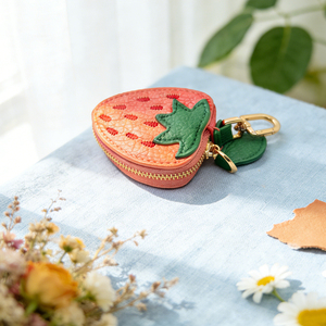 <span class=keywords><strong>Mini</strong></span> sac en cuir souple personnalisé en forme de fruit, coloré et mignon, avec porte-clés, idéal comme cadeau promotionnel - Product Image 1