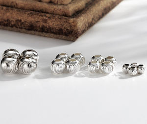 เครื่องประดับสำหรับผู้ชายลูกปัดสเปเซอร์เม็ดสีเงิน925 4มม. สำหรับผู้หญิงแบบ DIY - Product Image 2