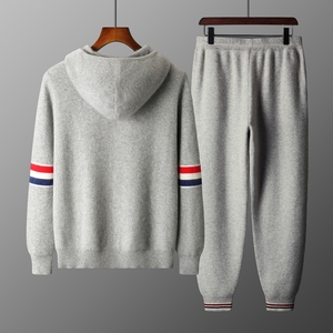 Completo Sportivo Casual da <span class=keywords><strong>Uomo</strong></span> in 100% Lana: Cardigan con Cappuccio e Zip e <span class=keywords><strong>Pantaloni</strong></span> Jogger con Polsini, Maniche a Righe - Product Image 2