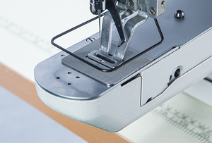 Máquina de coser industrial computarizada programable de alta velocidad JT-430D con motor de accionamiento directo y cortahilos para puntadas de seguridad - Product Image 3