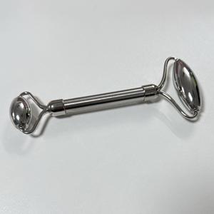 Masajeador Facial de Acero Inoxidable 304 con Logotipo Personalizado - Product Image 2