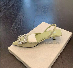 Sandales à talons courts pour femmes, à bout pointu, avec boucle en cristal et strass, style slingback - Product Image 6