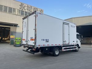 Promotion : Camion frigorifique ISUZU KV600 4,2 m, 120 ch, Euro 6, pour livraison en chaîne du froid et transport <span class=keywords><strong>de</strong></span> produits alimentaires et fruits <span class=keywords><strong>de</strong></span> mer - Product Image 3