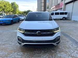 Offre Spéciale Voiture d'Occasion 2020 <span class=keywords><strong>Volkswagen</strong></span> <span class=keywords><strong>T</strong></span>-<span class=keywords><strong>Cross</strong></span> 1.4T 280TSI Essence 5 Portes 5 Places SUV d'Occasion Taille Moyenne Version Haut de Gamme - Product Image 2