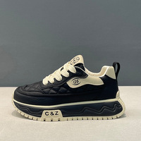 Chaussures de skate pour hommes en cuir blanc gaufré, plateforme, semelle en caoutchouc épais, lacets, style streetwear, décontractées, pour la marche