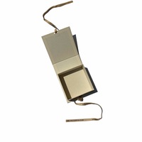 Boîtes cadeaux pliables en carton rigide mat avec logo personnalisé imprimé, fermeture magnétique, emballage avec ruban