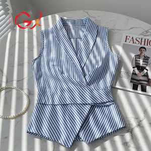GX1070 Abbigliamento Estivo da Donna alla Moda, Top a Righe Stampato con Scollo a V Senza Maniche, Camicetta Elegante Casual da Donna - Product Image 1