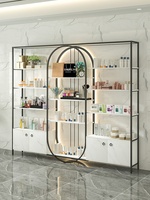 Vitrine de présentation cosmétique de luxe en acier inoxydable doré avec éclairage LED, présentoir pour salon de beauté, vitrine pour soins de la peau, présentoir de maquillage