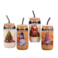 Lot de 4 tasses cylindriques de Noël en verre de 450 ml avec couvercle en bambou et paille en verre, motif bonhomme de neige, pour café, jus, eau, idéal pour les cadeaux de fête