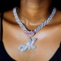 Gran oferta, labios helados, cursiva, 26 letras, nombre, colgante, collar, Hip Hop, Bling, Bling, personalizable, collar con letras de la joyería de la letra del A-Z