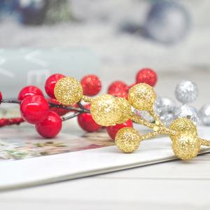 Vente en gros Plante artificielle multicolore mousse pailletée fruits rouges et pics de Noël pour la décoration de mariage de vacances - Product Image 3