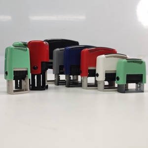 โรงงานขายส่งชื่อข้อความโลโก้แสตมป์หมึกในตัวแสตมป์สี่เหลี่ยมแสตมป์ยางแบบกําหนดเอง - Product Image 2